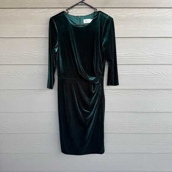 Eliza J green velvet side gathered special occasion holiday dress - Picture 2 of 6